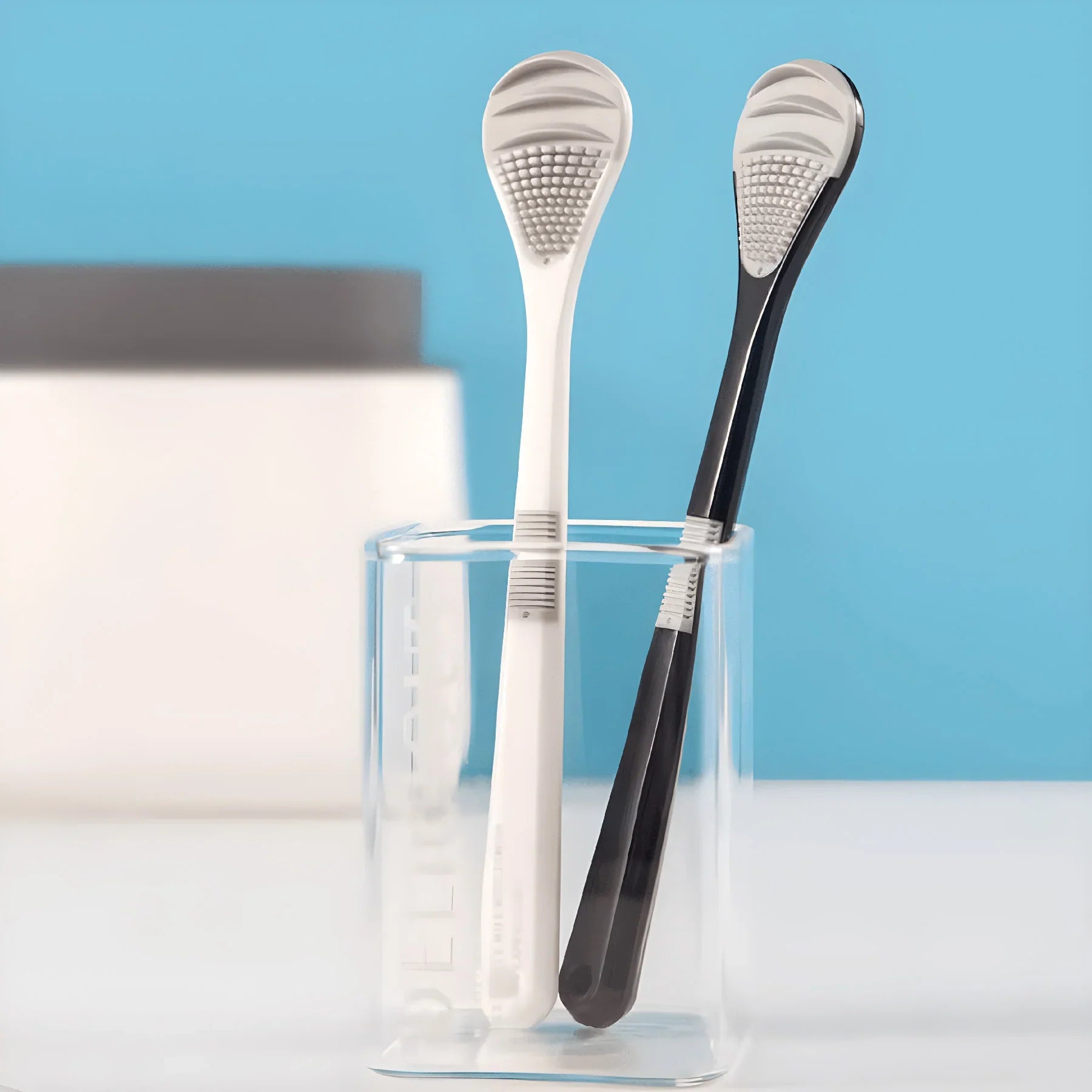 Tongue scraper